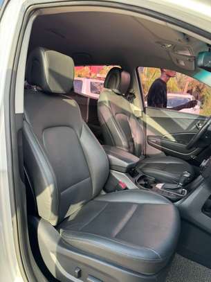 Hyundai SantaFe 2017 image 10