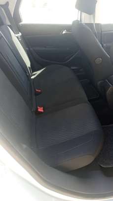 Peugeot 308 2016 image 11