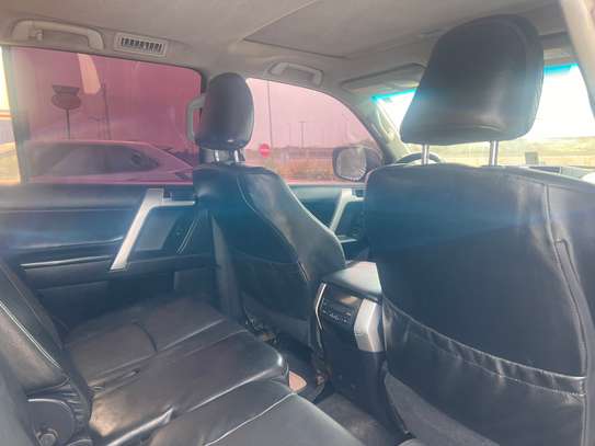 Toyota Land Cruiser vx image 7