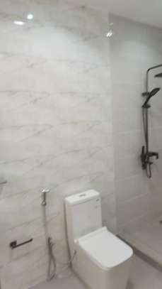 Appartement F4 à louer aux Almadies image 6