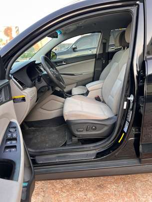 Hyundai Tucson image 12