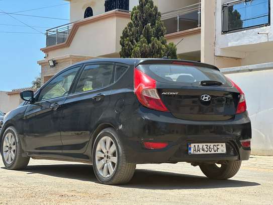 Hyundai accent 2013 image 3