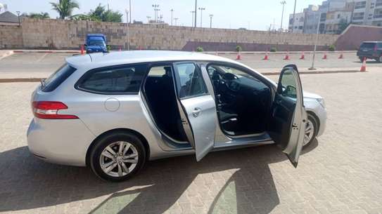 Peugeot 308 2016 image 4
