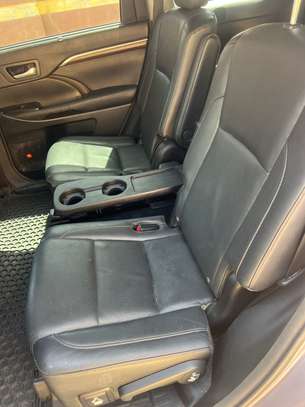 Toyota Highlander Limited Hybride image 3