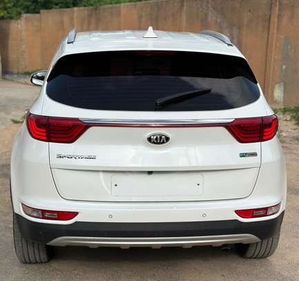 Kia Sportage image 7