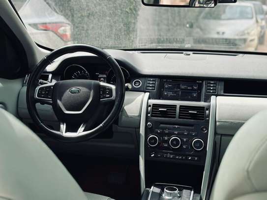 Range rover discovery 2017 image 8