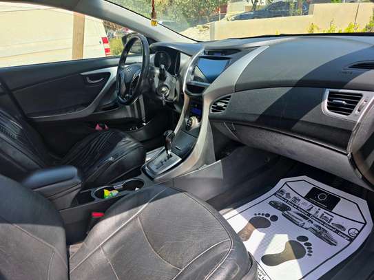 Hyundai Elantra 2013 image 4