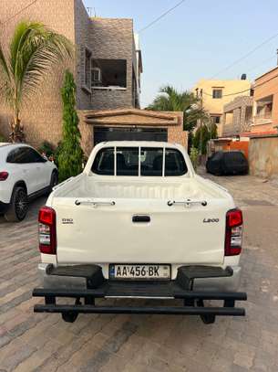 Mitsubishi L200 double cabine 2020 image 14