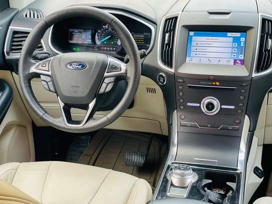 Ford Edge Titanium 2020 image 5