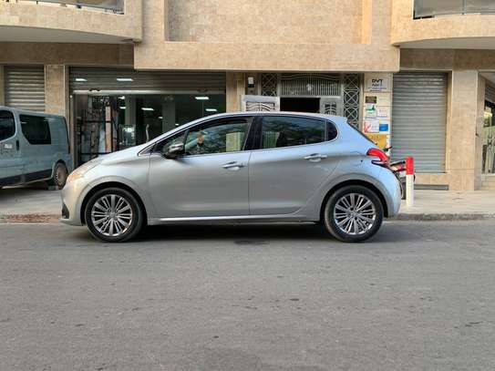 PEUGEOT 208 2016 image 7
