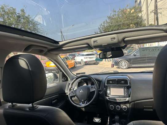 Mitsubishi RVR GT image 6
