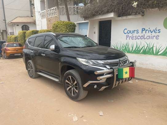 mitsubishi pajero sport image 10
