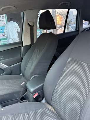 Volkswagen TIGUAN image 6