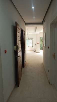 Appartement meuble F4 a louer a mermoz image 1