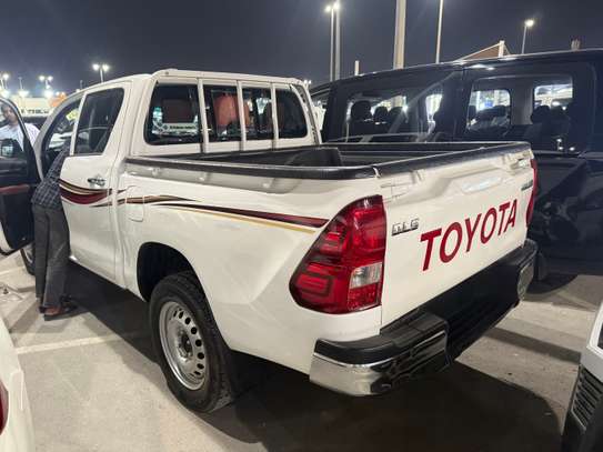 Toyota Hilux 2018 image 4