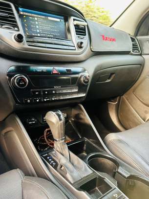 HYUNDAI TUCSON 2016 image 13