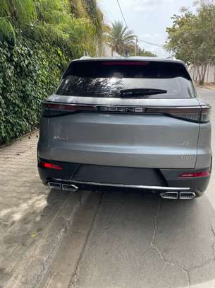 BAIC X7 2025 Full Option  9 000 km – Comme neuve image 2