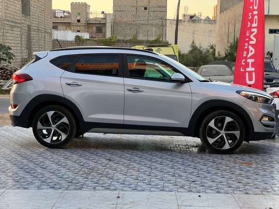 Hyundai image 1