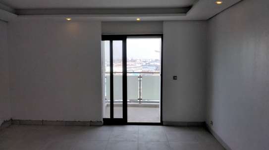 DES APPARTEMENTS F5 LUXUEUX EN CENTRE VILLE ( PLATEAU) image 3