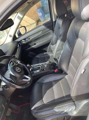 Location Mazda CX5 2017 image 2