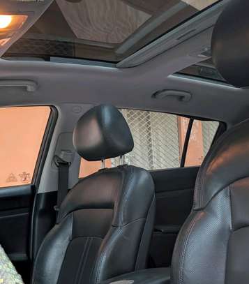 Kia Sportage full option image 7