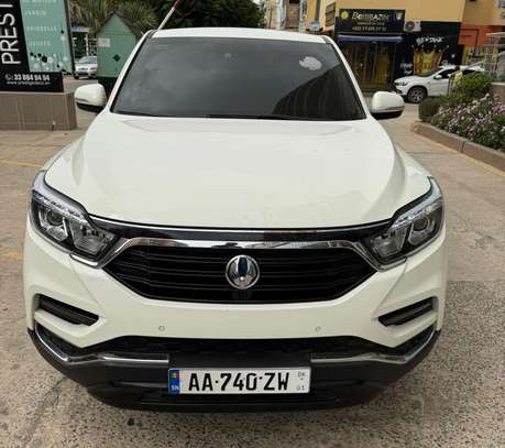 Rexton 2017 image 1