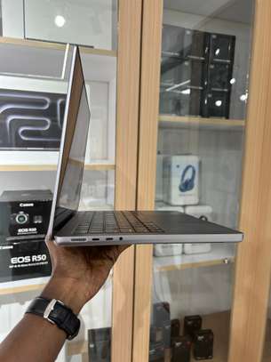 MacBook Pro 2023 14 Pouces - M2 Max | 32GB RAM | 1 Téra image 3