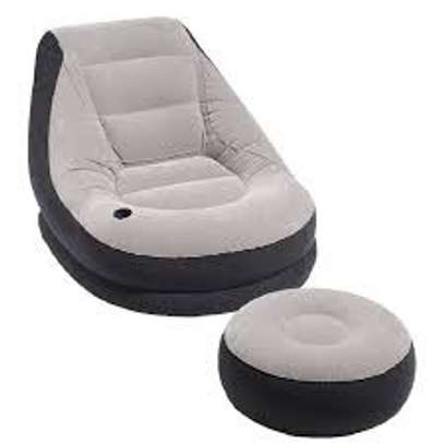 Fauteuil et pouf gonflable Intex image 4