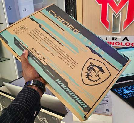 MSI Cyborg 15 2025 scellé image 2