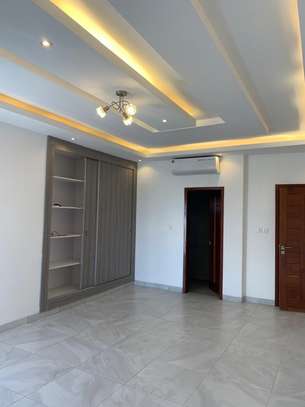 Appt F4 à louer à yoff image 1