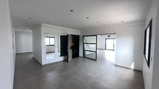 Penthouse à louer au Point E image 5