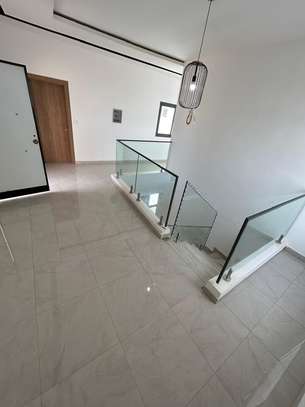 DUPLEX AUX ALMADIES image 2