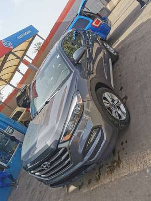 Hyundai Tucson image 3