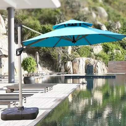 Parasol déporté /parasol banane image 4