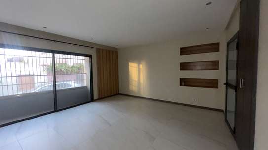 Appartement à louer Fenêtre Mermoz corniche. image 2