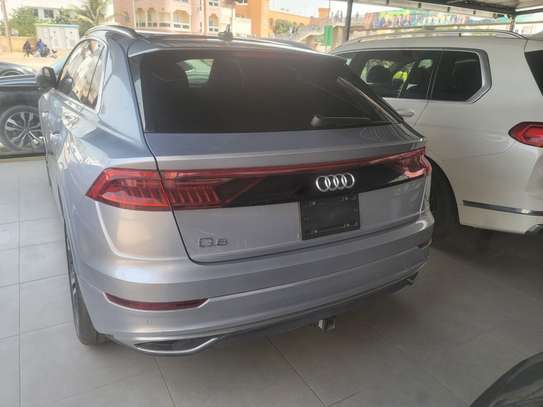 Audi Q8 2020 image 4