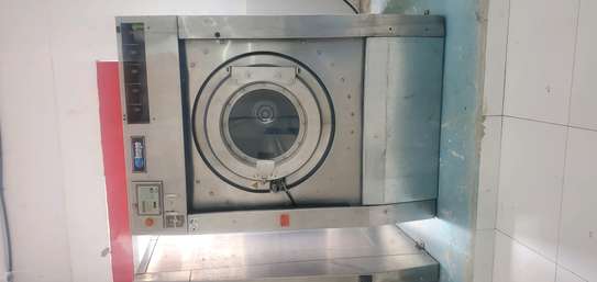 Machine à laver industrielles image 5