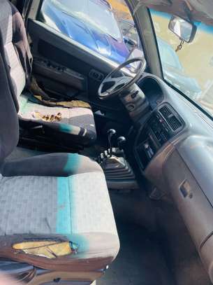 Nissan pickup image 8