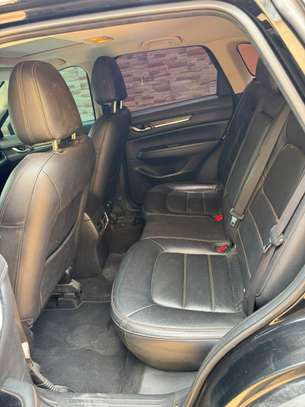 Location Mazda CX-5 2019 full option image 7