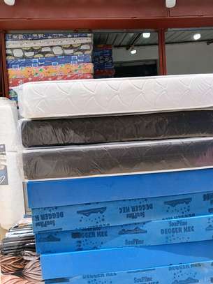 Matelas neufs image 4