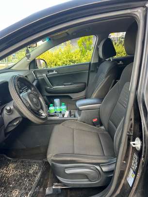 Kia sportage 2018 image 4
