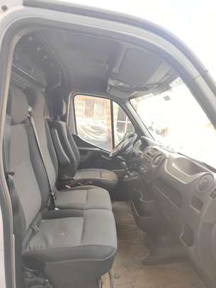 Renault Master 2017   3 places image 2