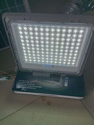 Projecteur solaire LED 400W, IP 66 image 4