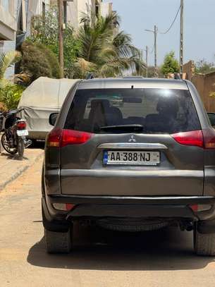 MITSUBISHI PAJERO 2015 image 4