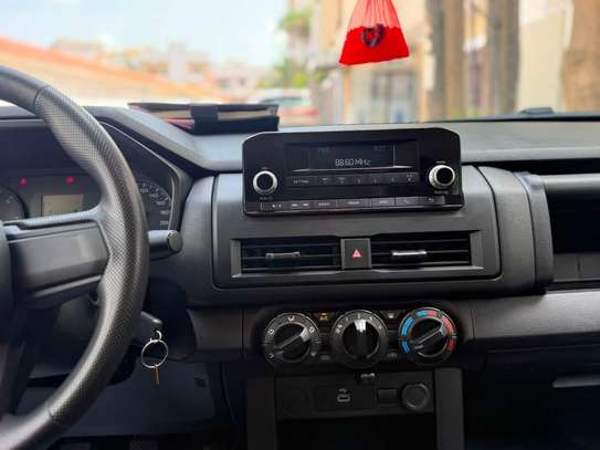 Mitsubishi L200 2026 NEUF Pickup Blanc robuste image 12