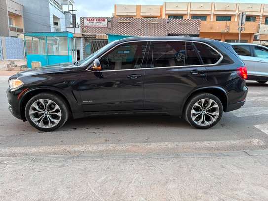 BMW X5 image 2