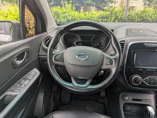 Renault QM3 2017 image 4