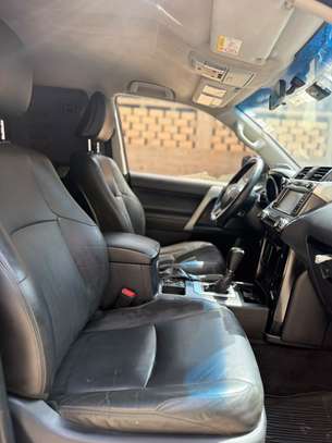 Toyota prado VX image 4