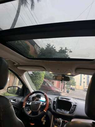 Ford escape Titanium 2.0 image 6