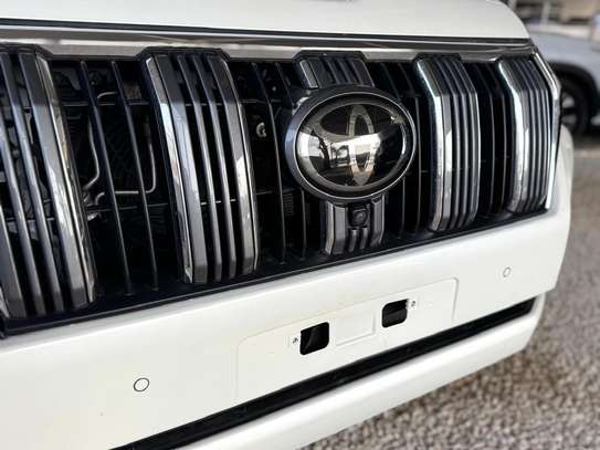 Toyota land cruiser TXL image 10